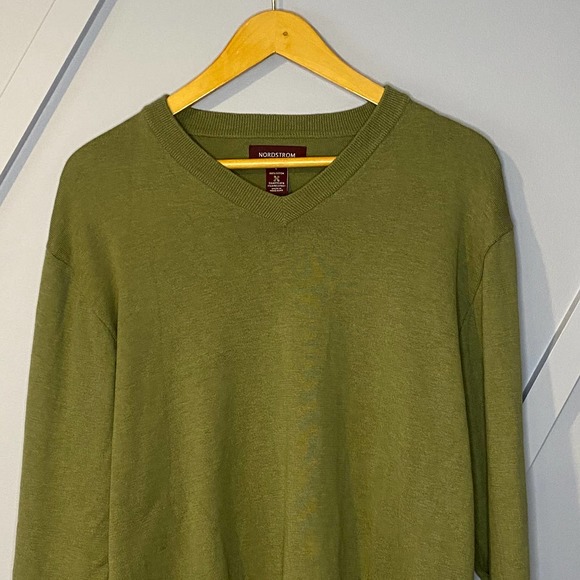 Nordstrom cotton v-neck long sleeve sweater green - Picture 2 of 7